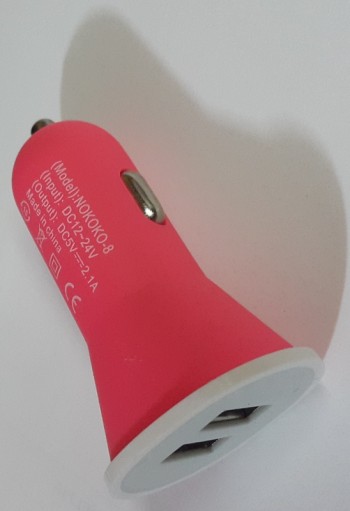 CARGADOR CARRO 2 ENTRADAS GENERICO CU-0152 2100 MAH 5V ROSADO