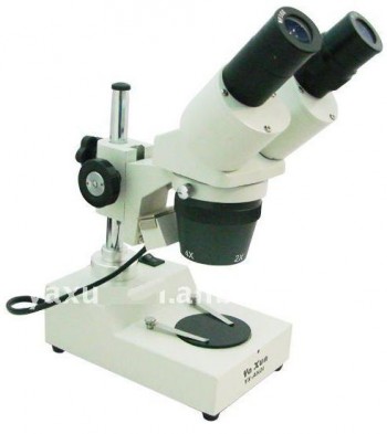 MICROSCOPIO XAYUN CON LUZ TL-015 220V.